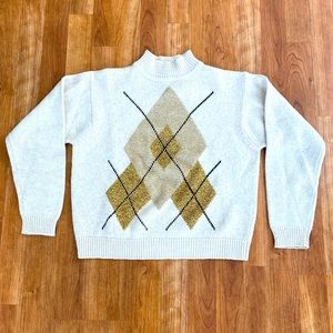 Liz Claiborne Gold Sweater Medium